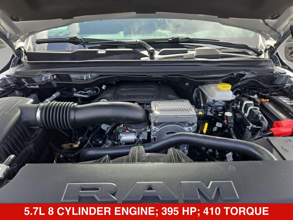 Thumbnail: 2026 RAM 1500 - 9
