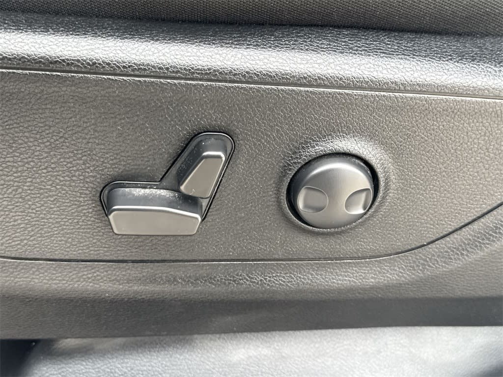 Thumbnail: 2024 RAM 1500 - 25