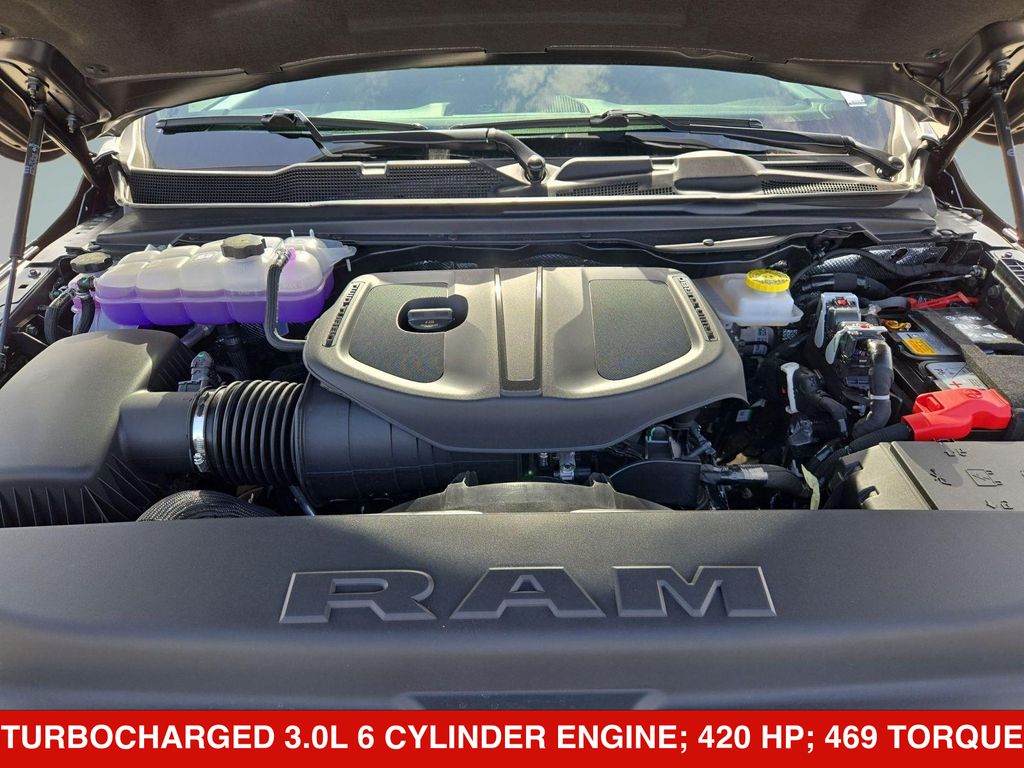 Thumbnail: 2026 RAM 1500 - 9