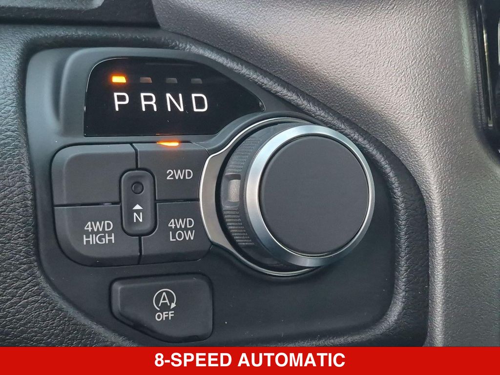 Thumbnail: 2026 RAM 1500 - 17