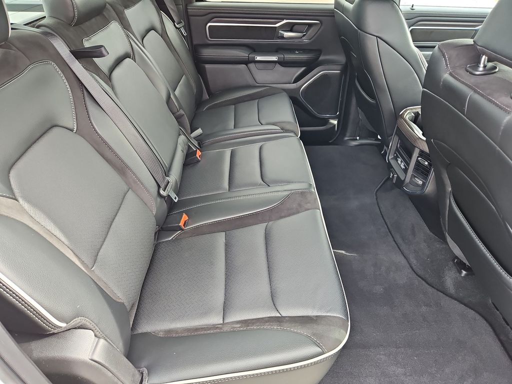 Thumbnail: 2025 RAM 1500 - 27