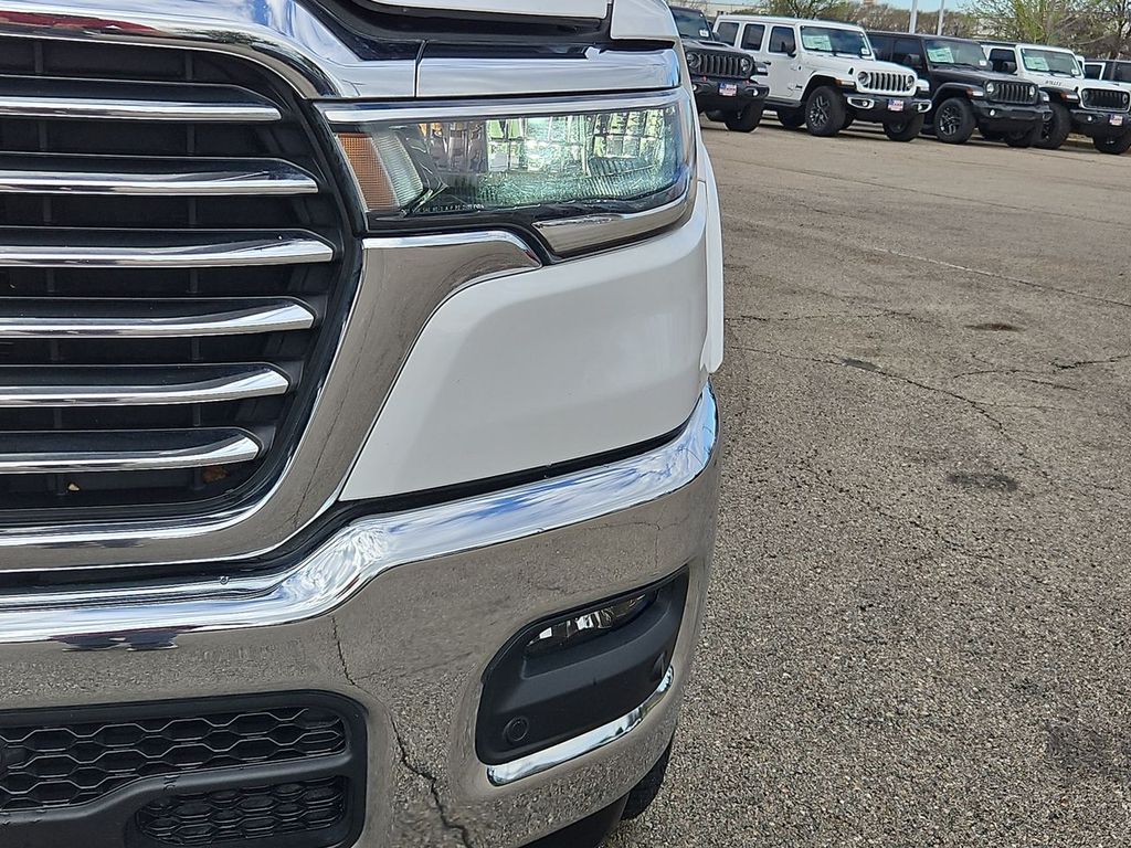 Thumbnail: 2025 RAM 1500 - 23