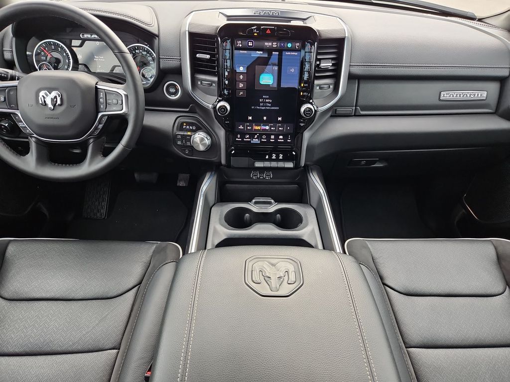 Thumbnail: 2025 RAM 1500 - 10