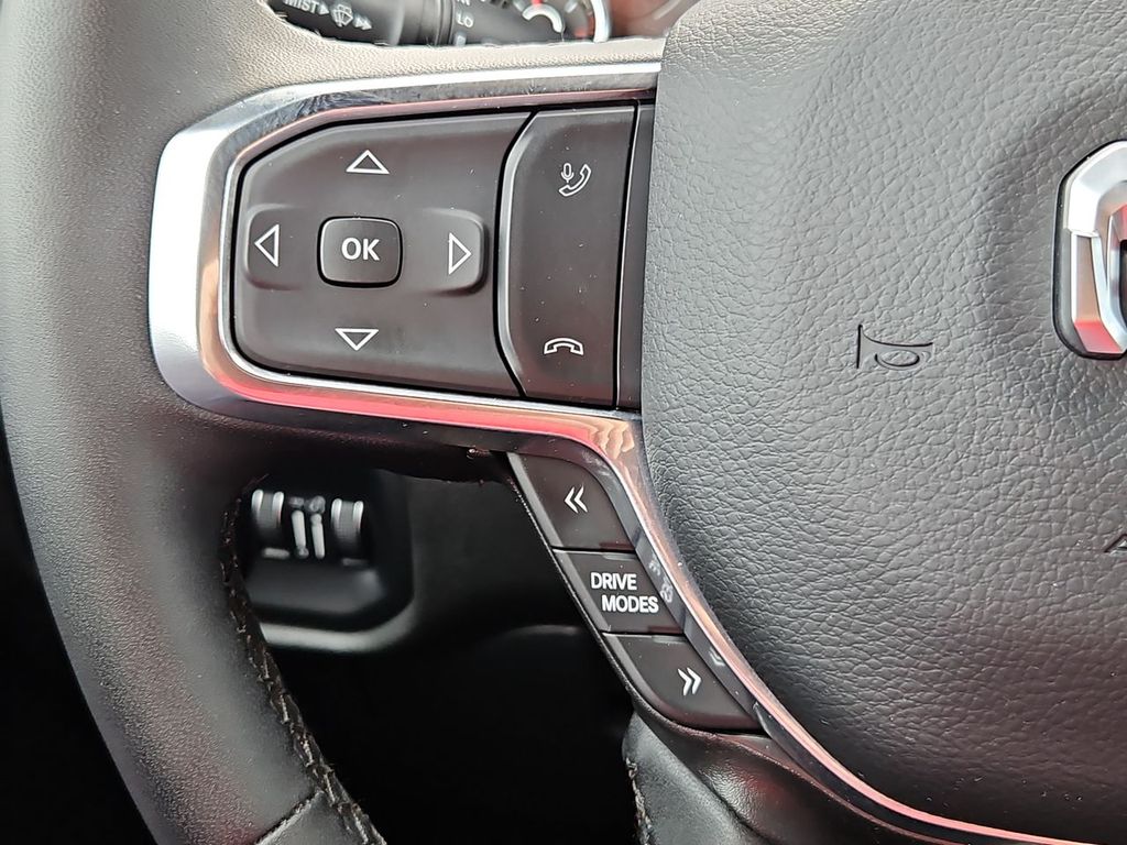 Thumbnail: 2025 RAM 1500 - 29