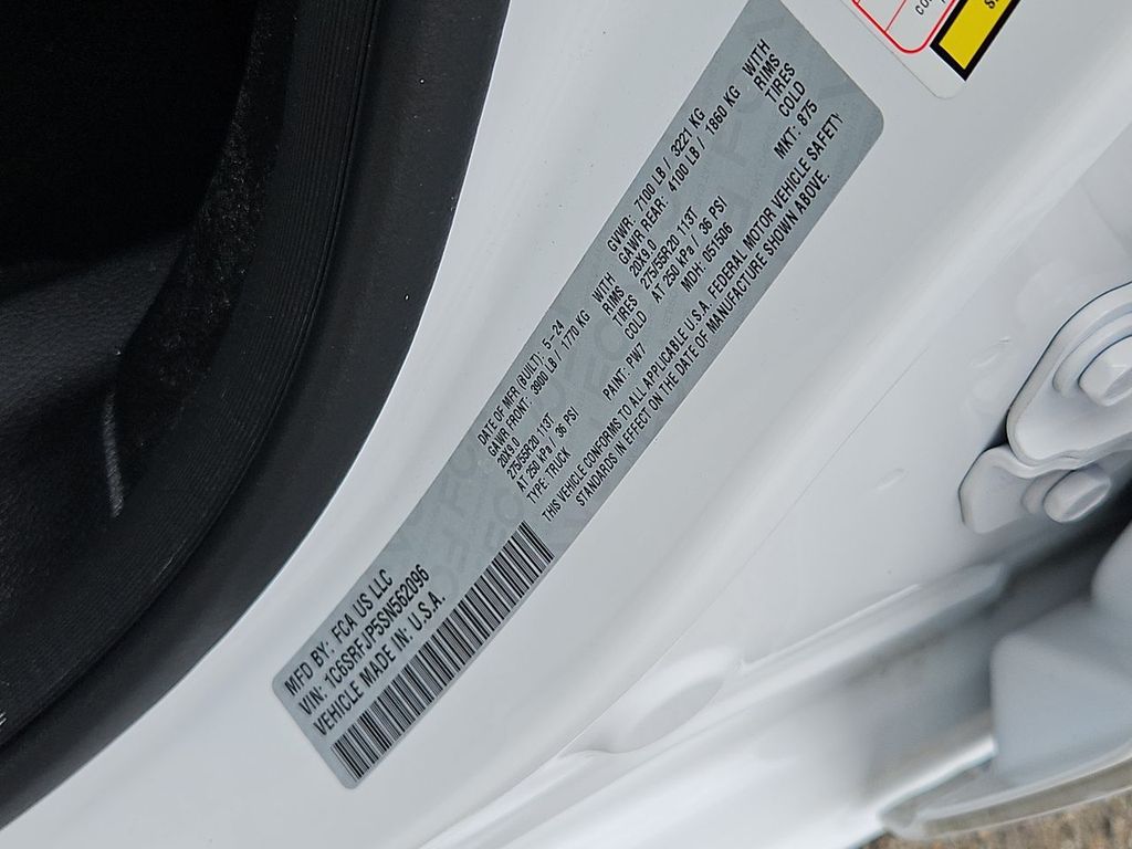 Thumbnail: 2025 RAM 1500 - 18