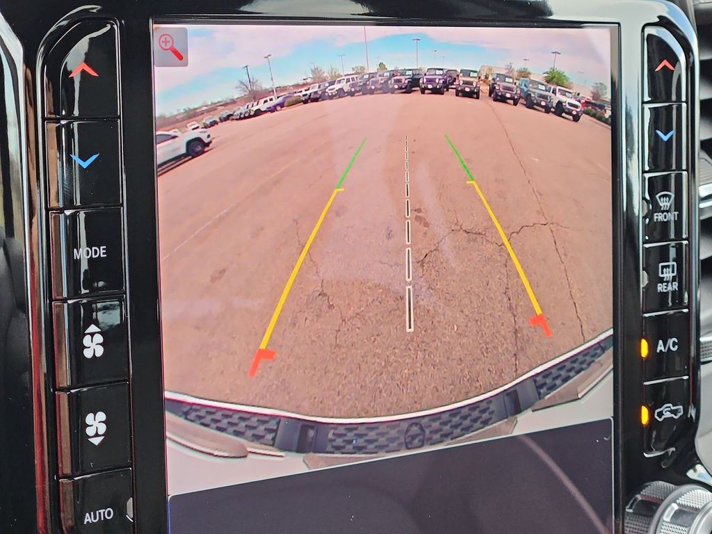 Thumbnail: 2025 RAM 1500 - 33