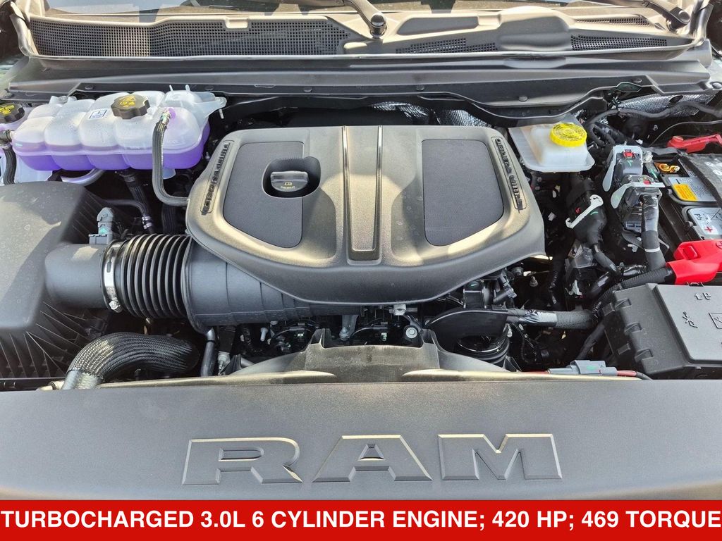 Thumbnail: 2026 RAM 1500 - 9