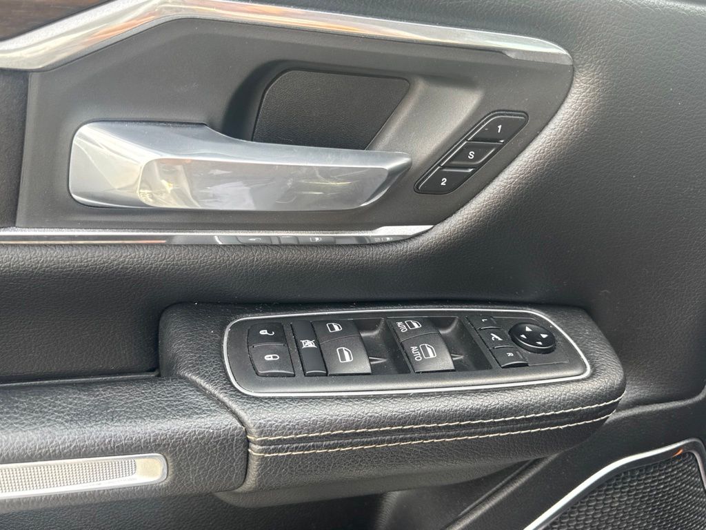 Thumbnail: 2021 RAM 1500 - 15
