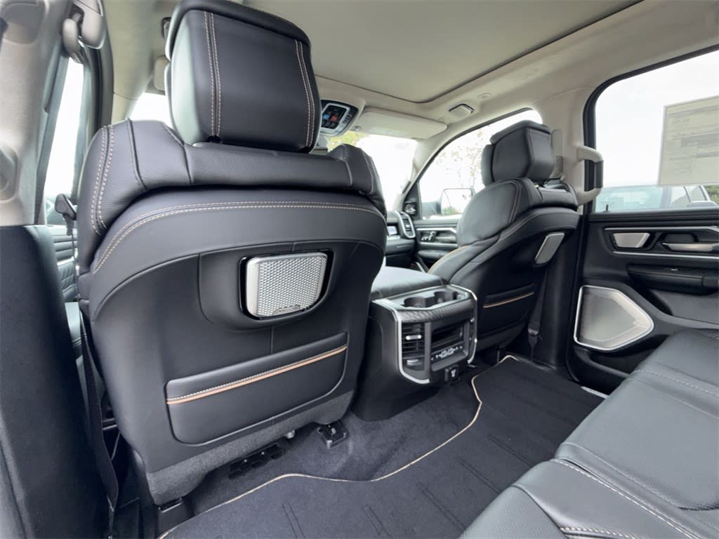 Thumbnail: 2026 RAM 1500 - 13