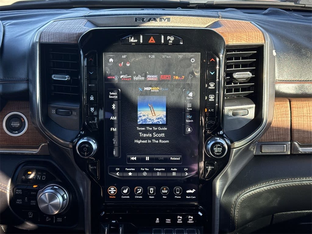 Thumbnail: 2021 RAM 1500 - 15