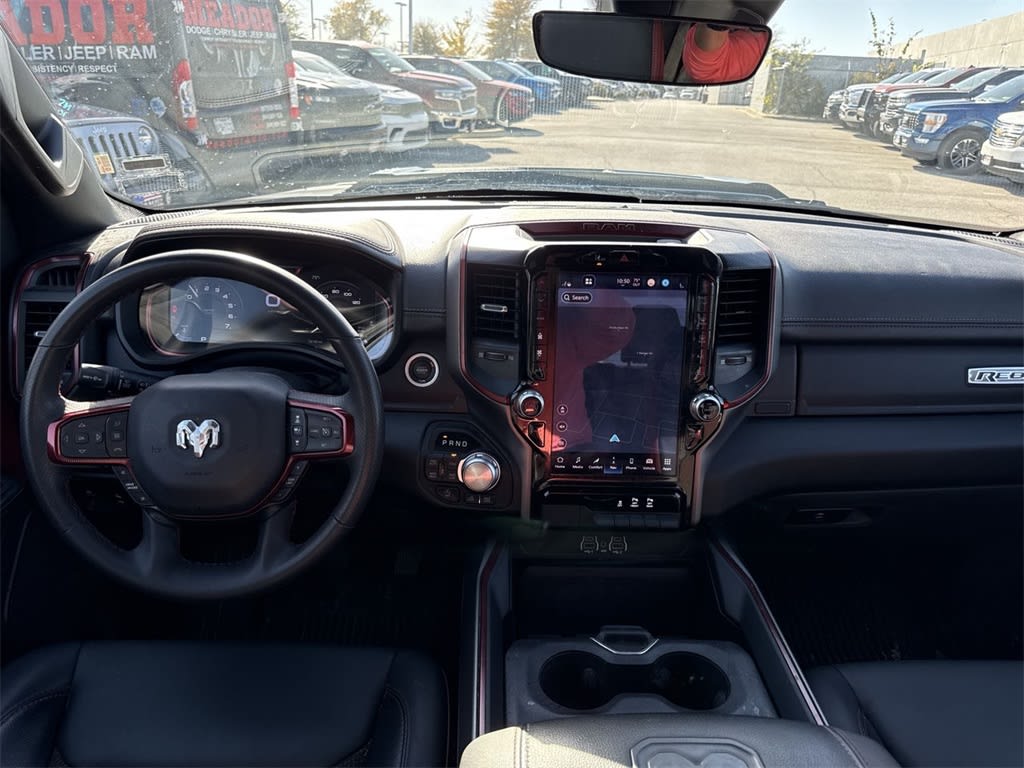 Thumbnail: 2025 RAM 1500 - 9