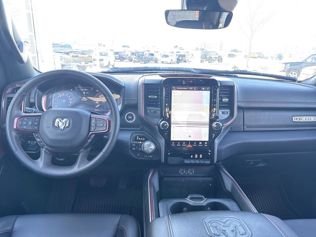 Thumbnail: 2025 RAM 1500 - 9