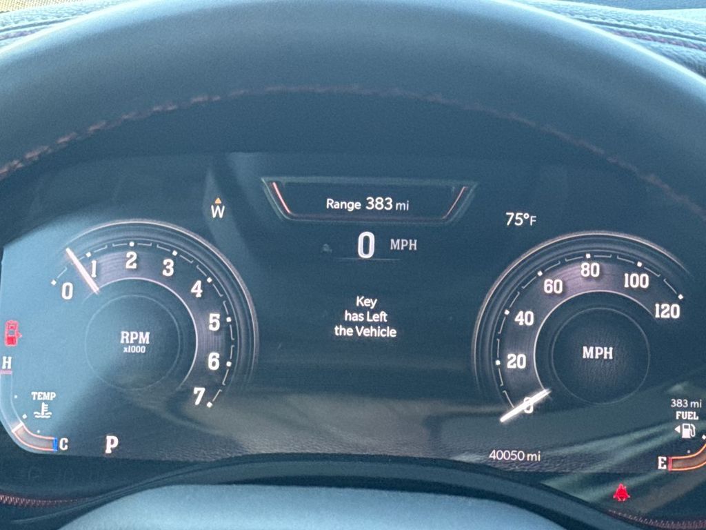 Thumbnail: 2025 RAM 1500 - 15