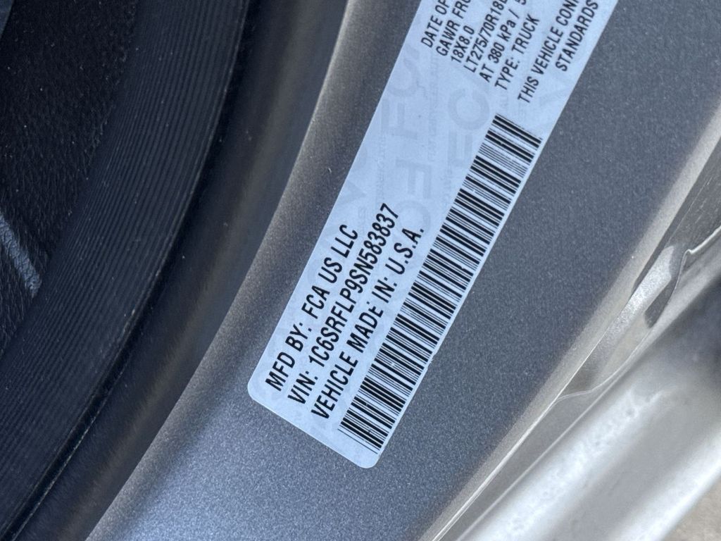 Thumbnail: 2025 RAM 1500 - 18