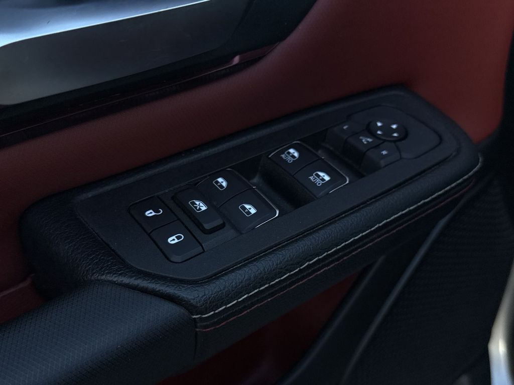 Thumbnail: 2025 RAM 1500 - 26