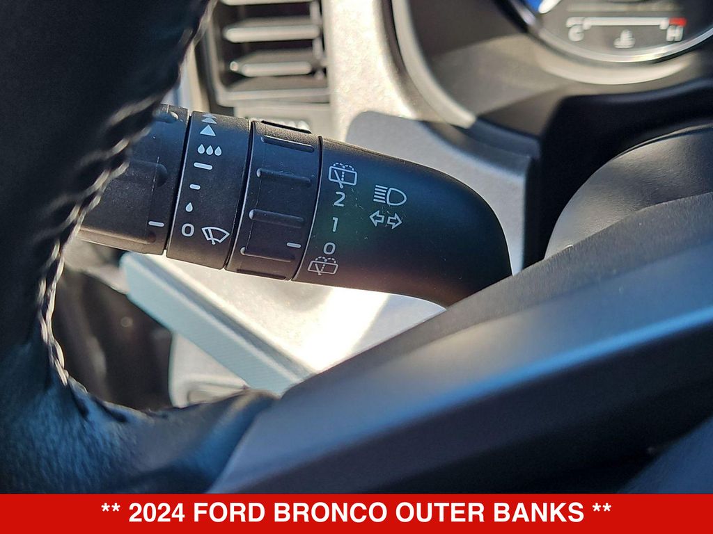 Thumbnail: 2024 Ford Bronco - 31
