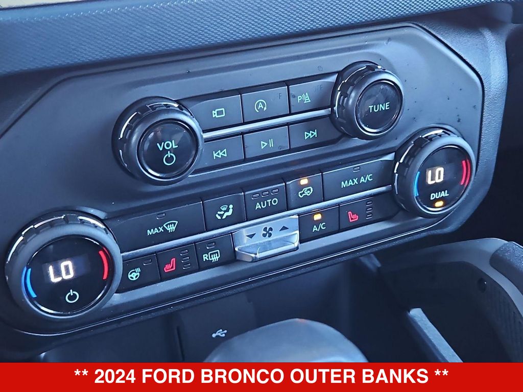 Thumbnail: 2024 Ford Bronco - 34