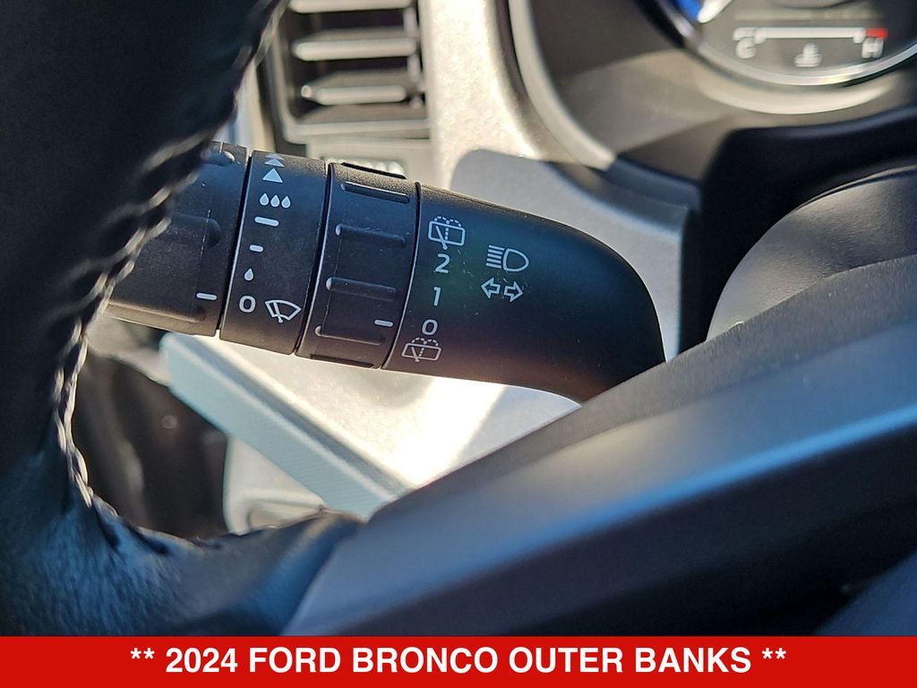 Thumbnail: 2024 Ford Bronco - 30
