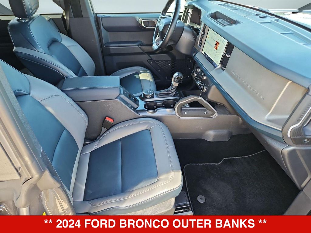 Thumbnail: 2024 Ford Bronco - 10