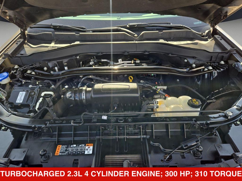 Thumbnail: 2022 Ford Explorer - 9