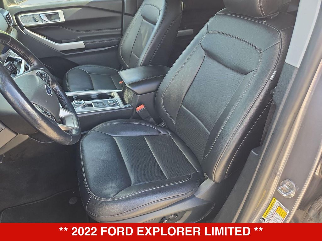 Thumbnail: 2022 Ford Explorer - 11