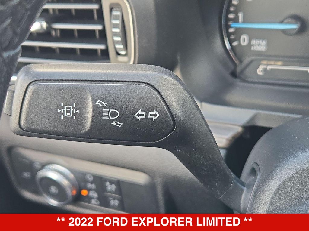 Thumbnail: 2022 Ford Explorer - 29