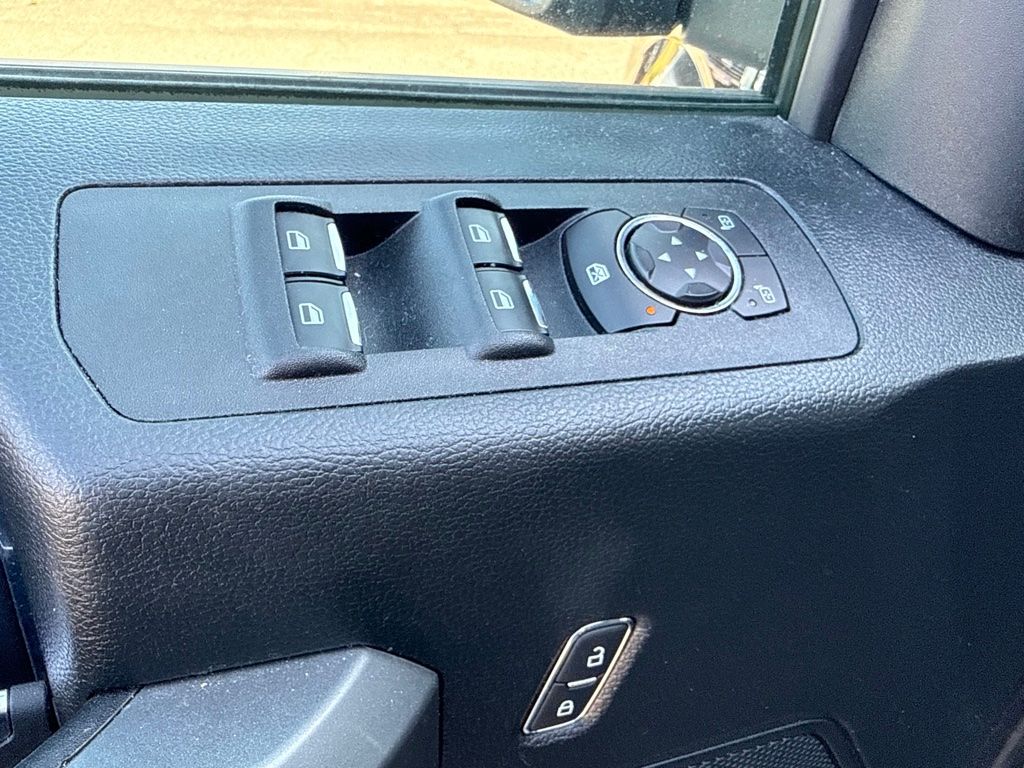 Thumbnail: 2018 Ford F-150 - 21