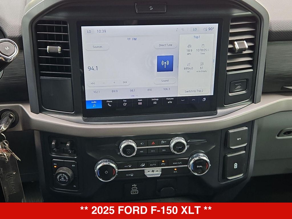 Thumbnail: 2025 Ford F-150 - 32