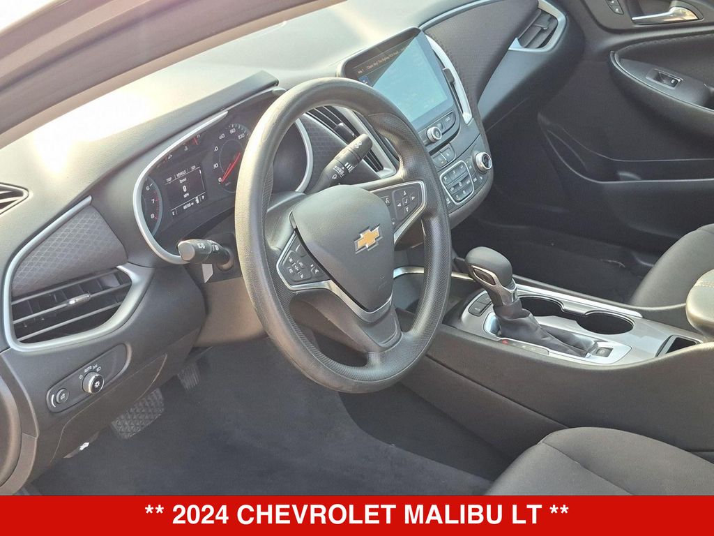 Thumbnail: 2024 Chevrolet Malibu - 2