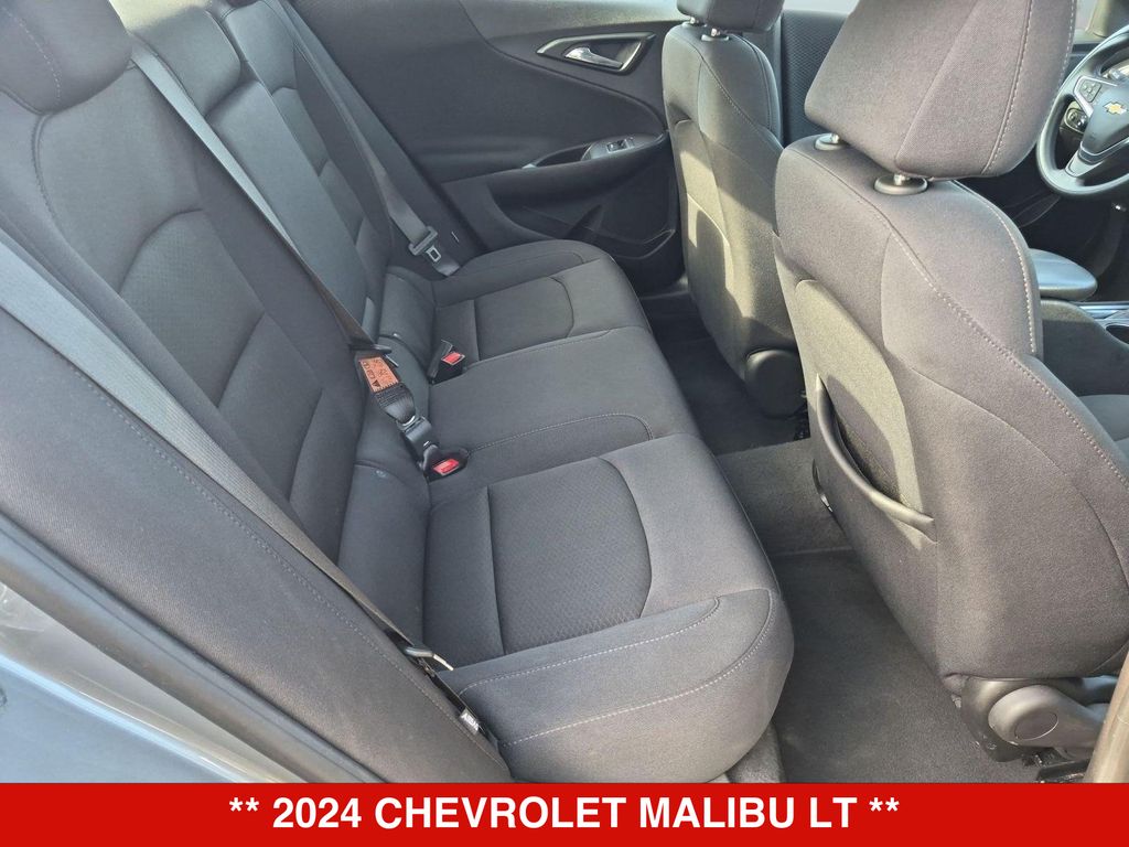 Thumbnail: 2024 Chevrolet Malibu - 26