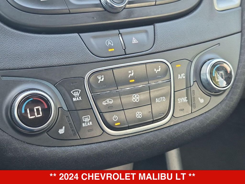 Thumbnail: 2024 Chevrolet Malibu - 31