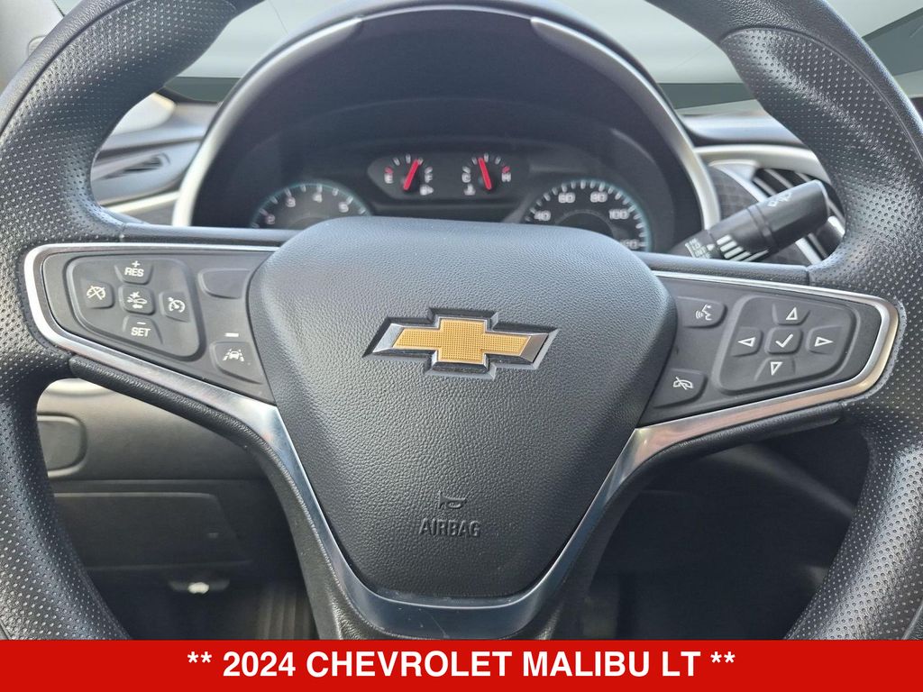 Thumbnail: 2024 Chevrolet Malibu - 27
