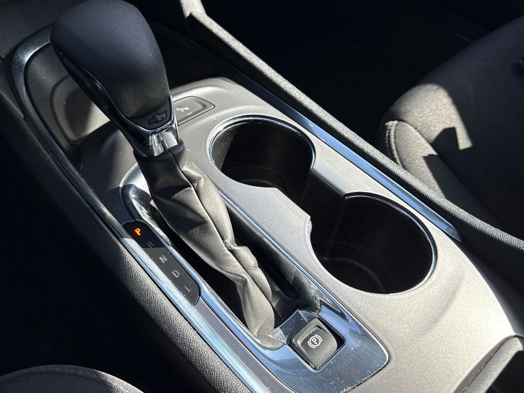 Thumbnail: 2024 Chevrolet Malibu - 11