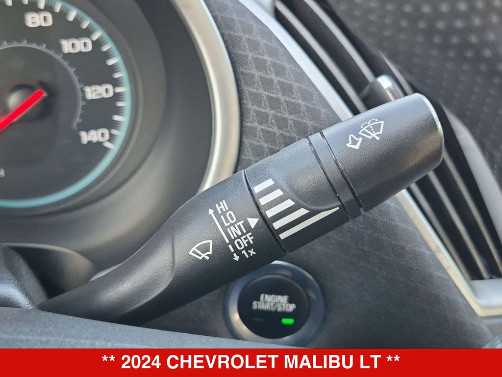 Thumbnail: 2024 Chevrolet Malibu - 15