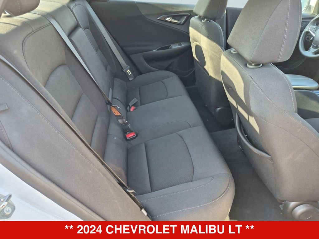 Thumbnail: 2024 Chevrolet Malibu - 26