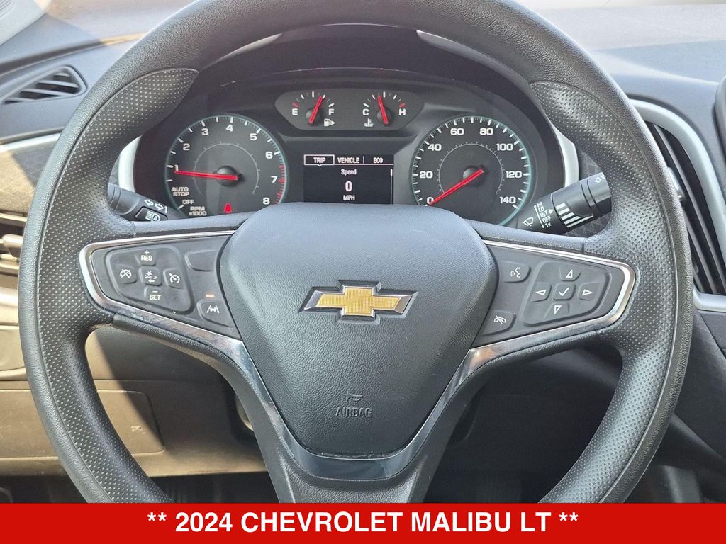 Thumbnail: 2024 Chevrolet Malibu - 13