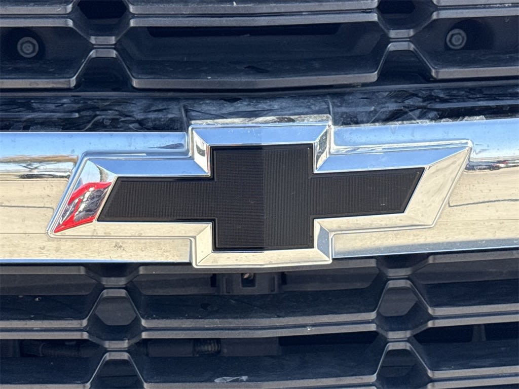 Thumbnail: 2017 Chevrolet Silverado 1500 - 18