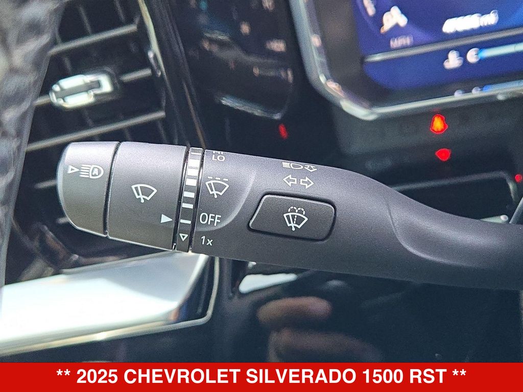 Thumbnail: 2025 Chevrolet Silverado 1500 - 17