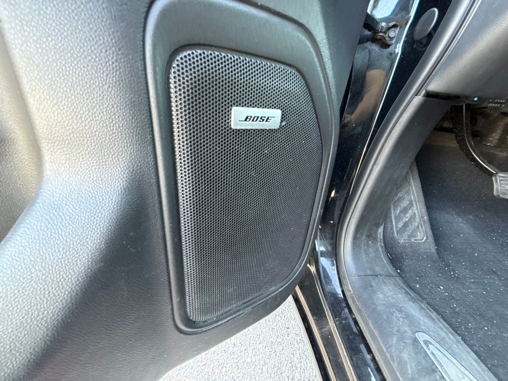 Thumbnail: 2019 Chevrolet Silverado 1500 - 20
