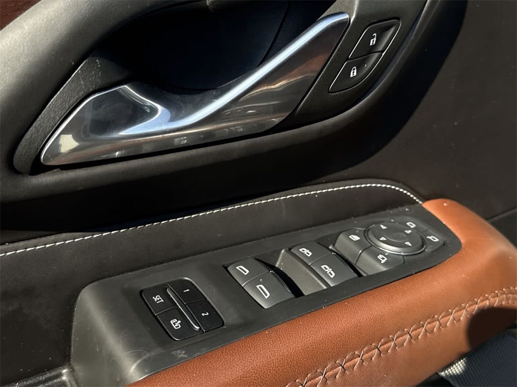 Thumbnail: 2023 GMC Yukon XL - 26