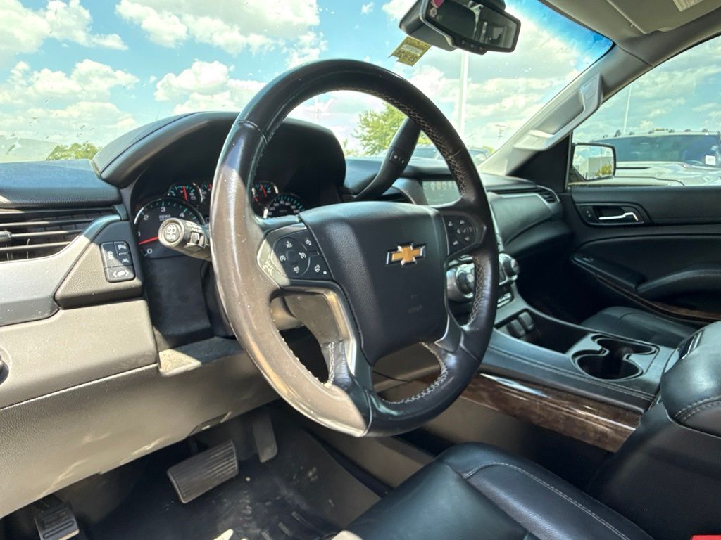 Thumbnail: 2020 Chevrolet Tahoe - 2