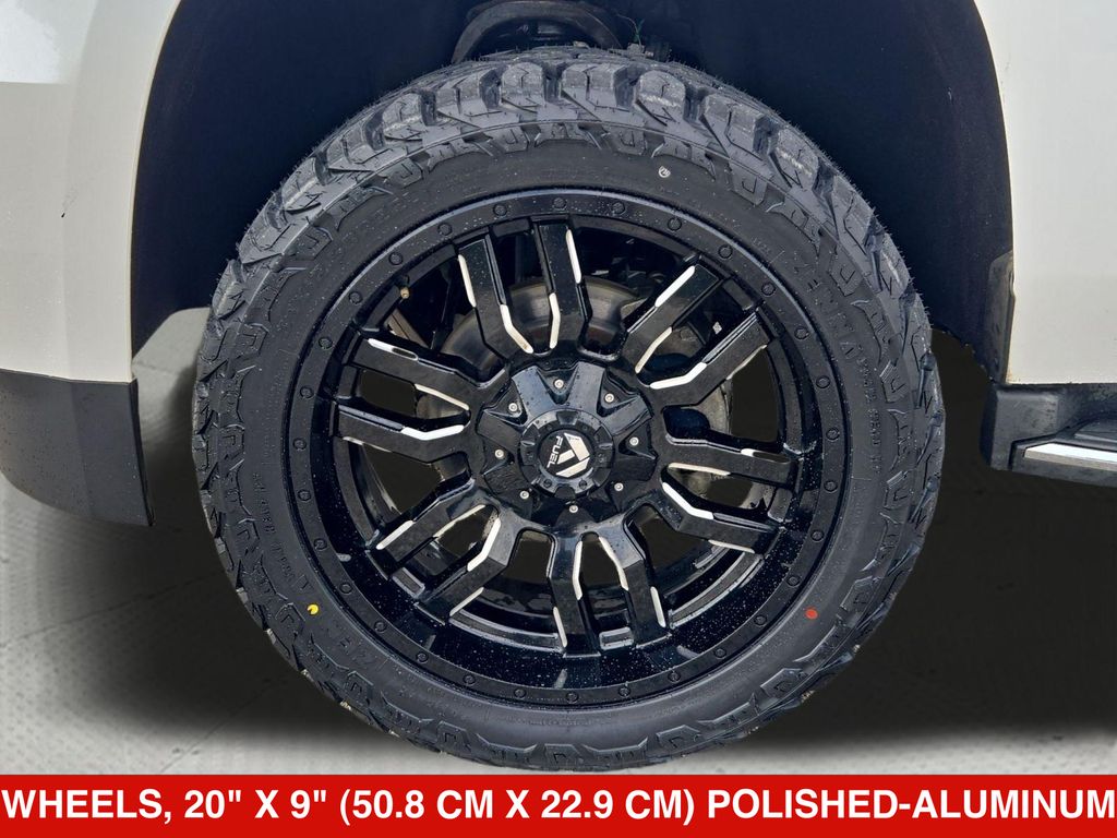 Thumbnail: 2016 Chevrolet Tahoe - 8