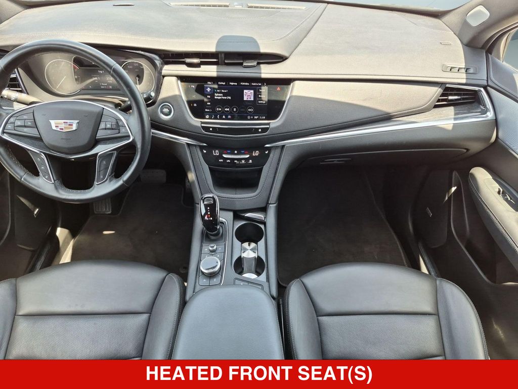 Thumbnail: 2024 Cadillac XT5 - 9