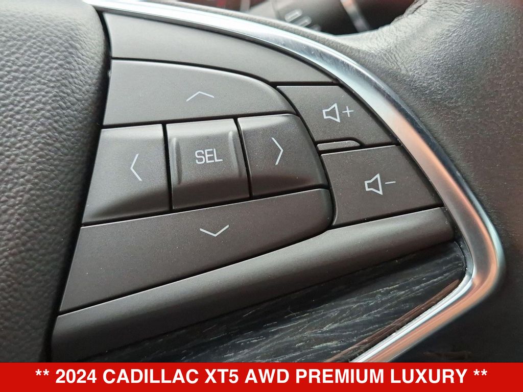 Thumbnail: 2024 Cadillac XT5 - 28