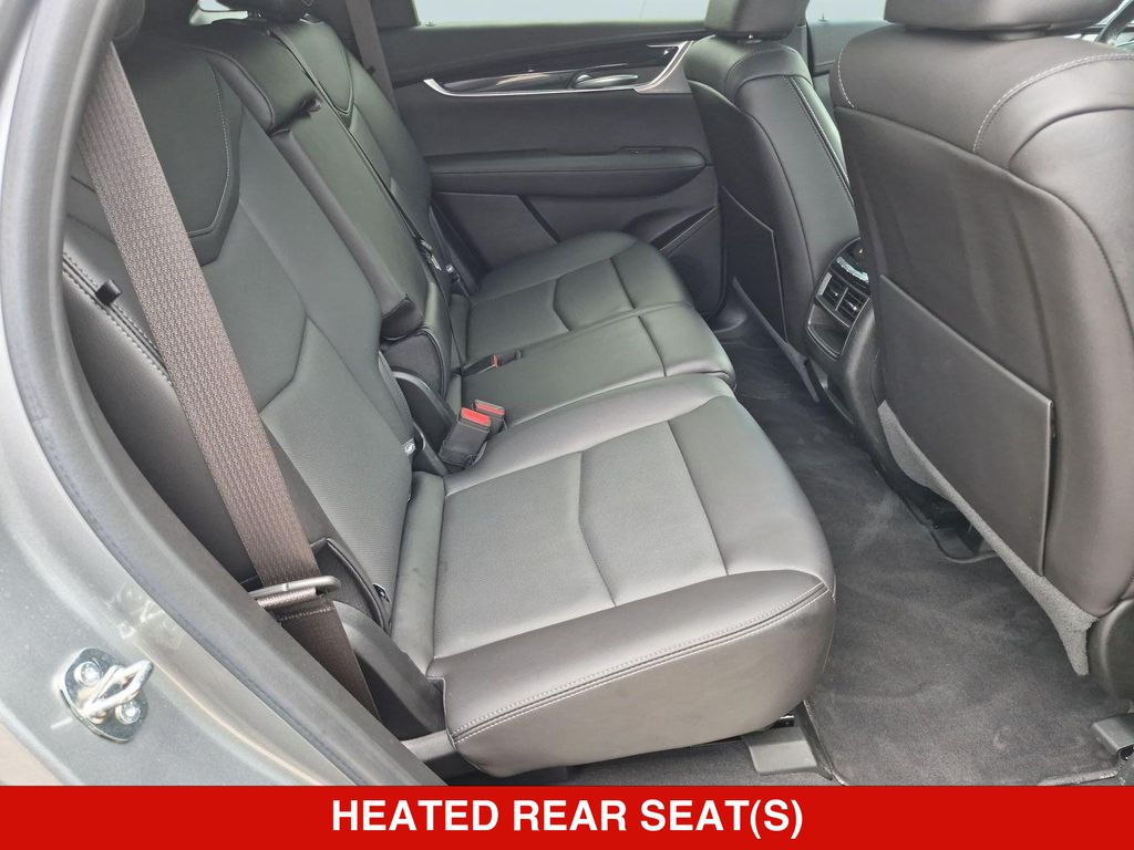 Thumbnail: 2024 Cadillac XT5 - 25