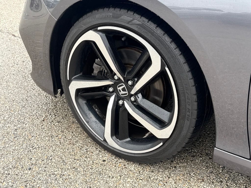 Thumbnail: 2019 Honda Accord - 8