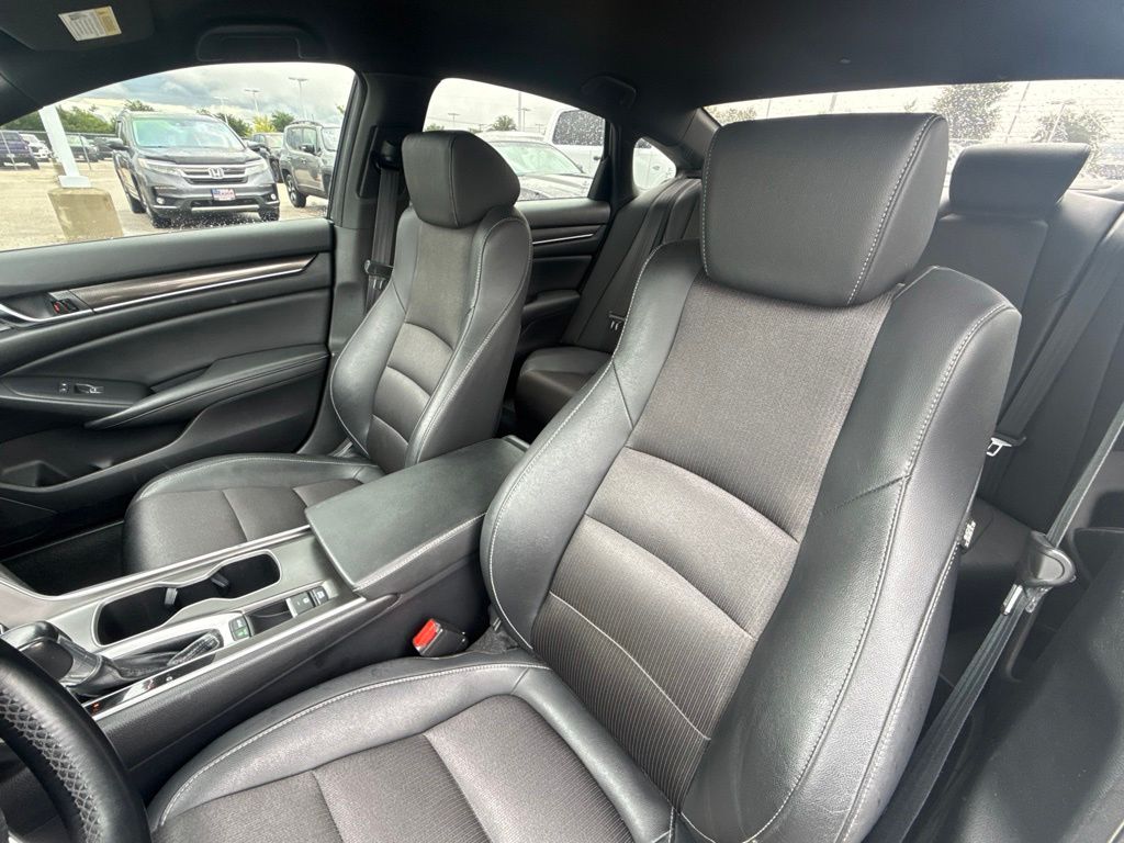 Thumbnail: 2019 Honda Accord - 9