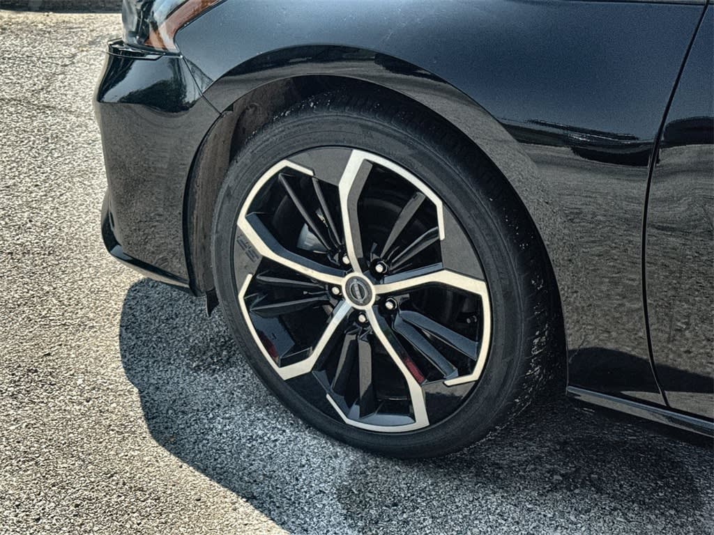 Thumbnail: 2023 Nissan Altima - 8