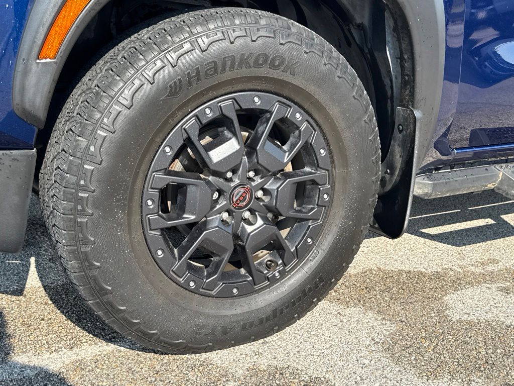 Thumbnail: 2023 Nissan Frontier - 7