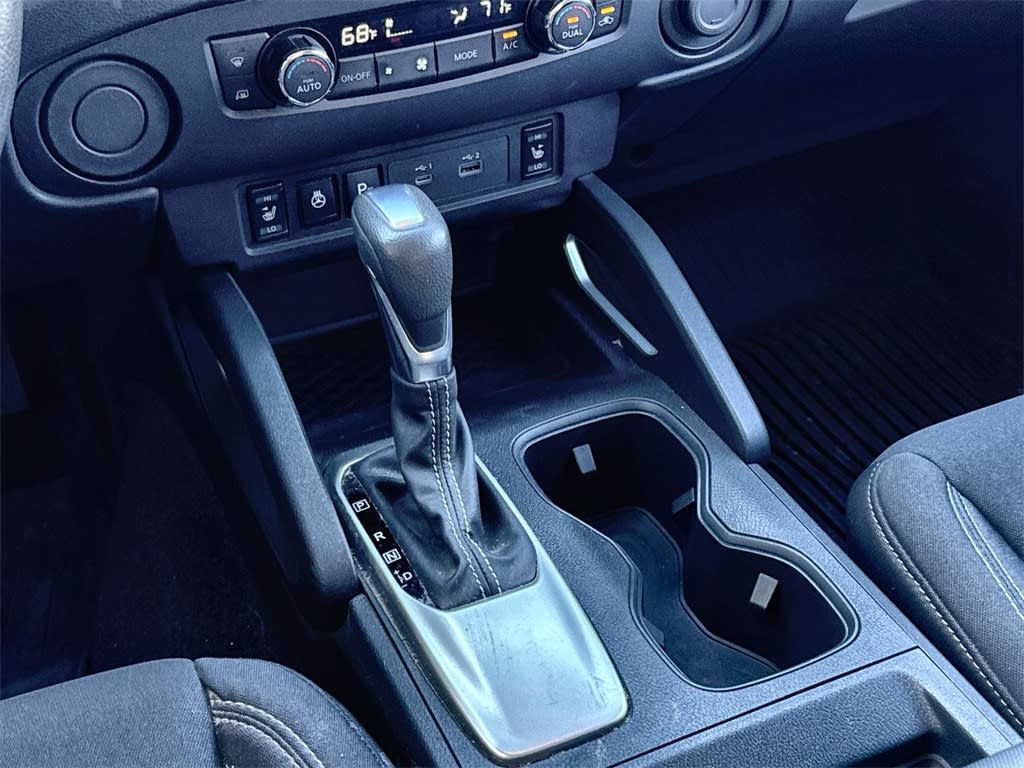 Thumbnail: 2022 Nissan Frontier - 14